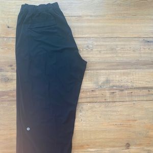 Men’s Lululemon Sweatpants | Size: L